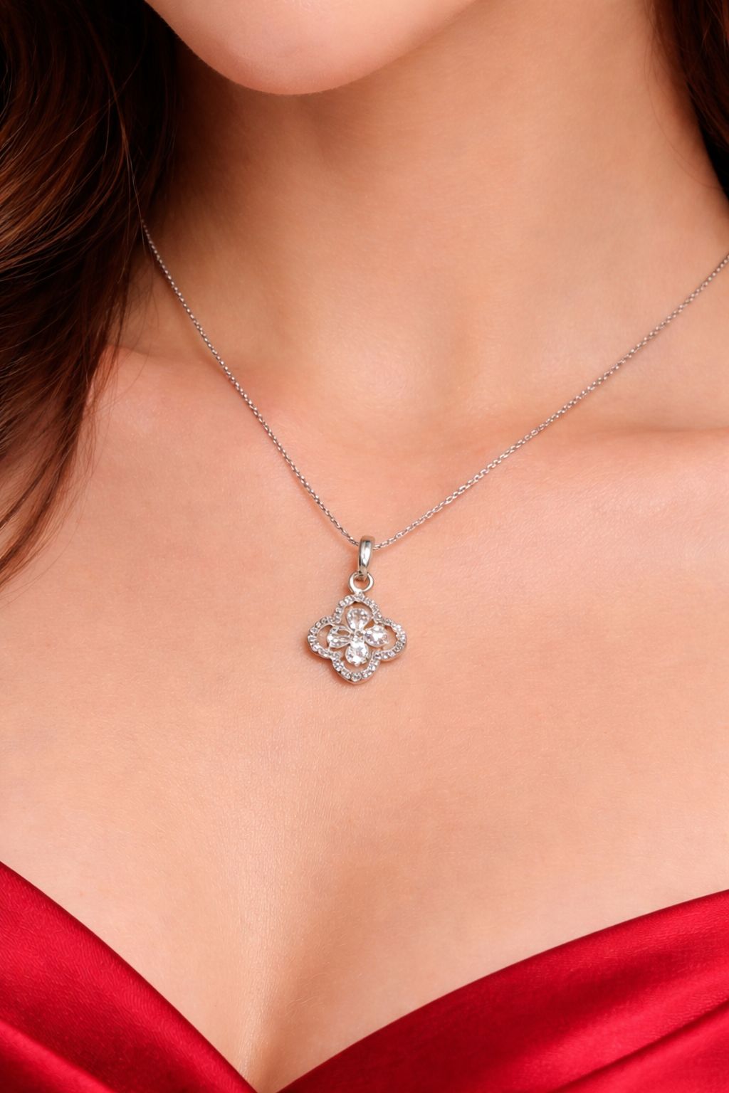 Elegant Diamond Bloom AD Pendant - Image 3