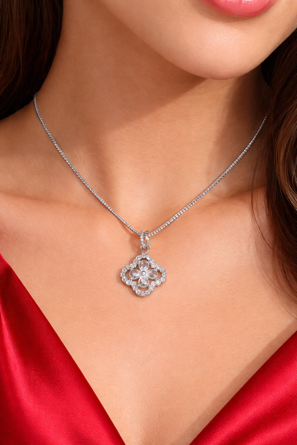 Silver Floral Clover AD Pendant Necklace for Women