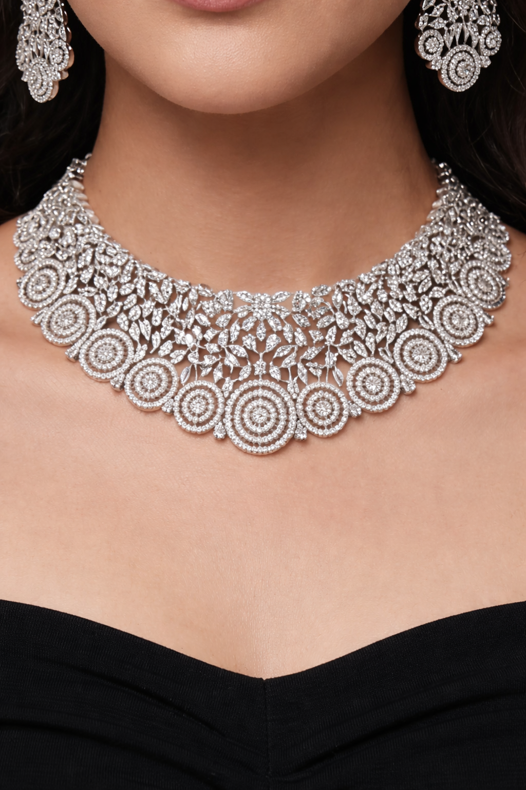 Royal Spiral Diamond Choker Set - Image 3