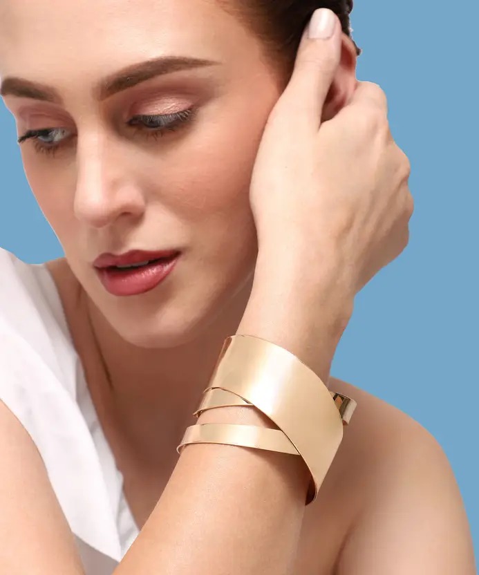 Luxe Ribbon Gold Cuff